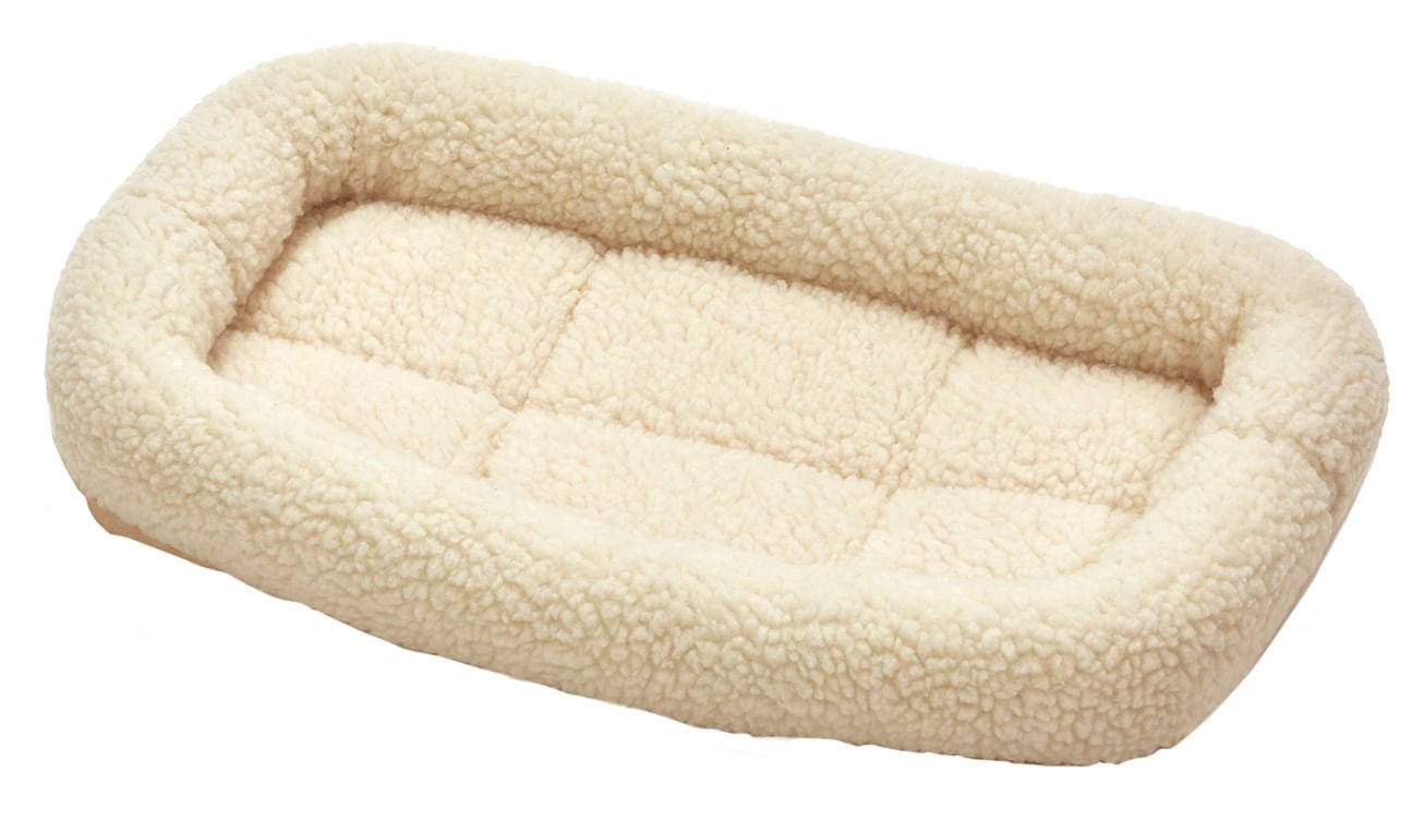 Pet Lodge Plush Fleece Pet Bed for Dogs & Cats